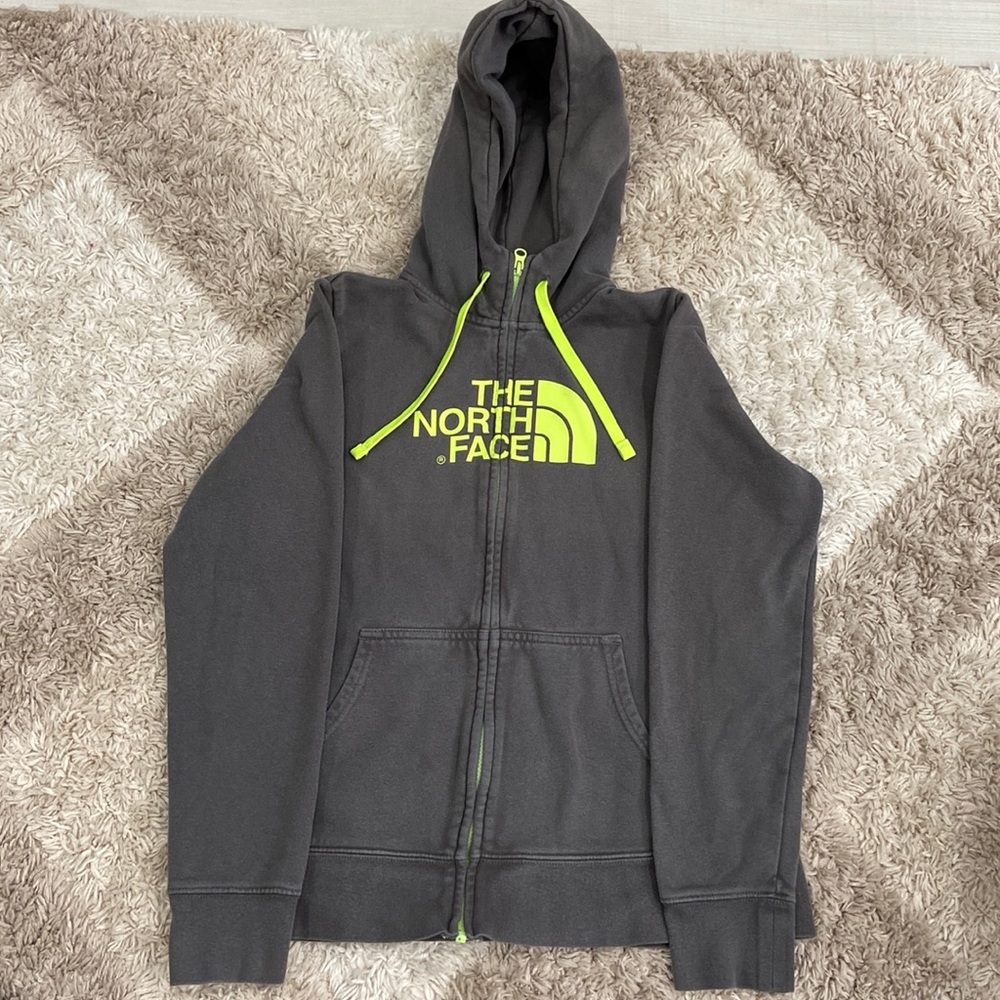 The North Face zip up hoodie with pockets,